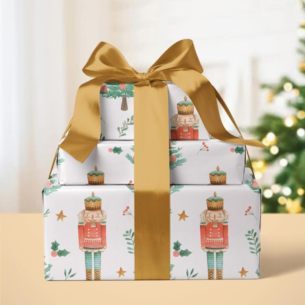 Papel Tradicional de Cascanuez y Arbolitos